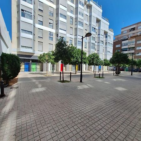 Imperial Apartamentos Puerto Valencia Exterior photo